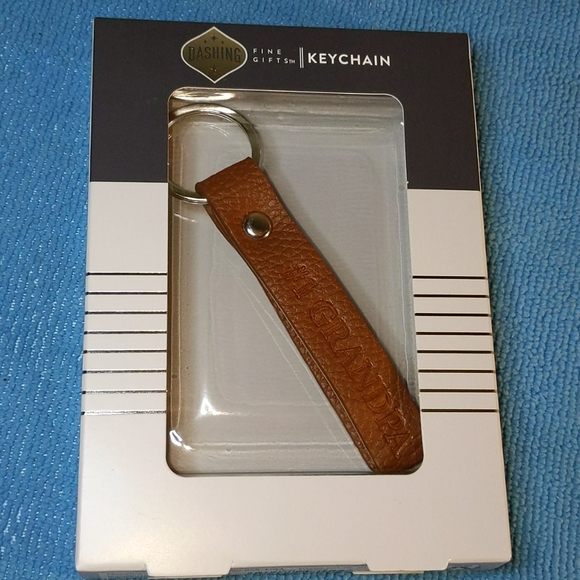 Keychain - Picture 5 of 8